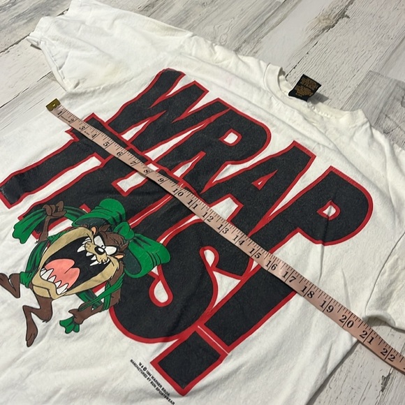 Vintage Tasmanian Devil Wrap This Tee. 1994 - Picture 6 of 7